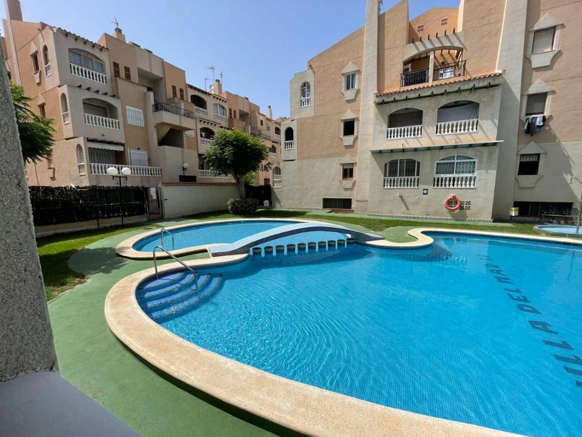 Nice Studio,10 Min To Del Cura Beach With Swim.Pool Apartment Torrevieja Exterior photo